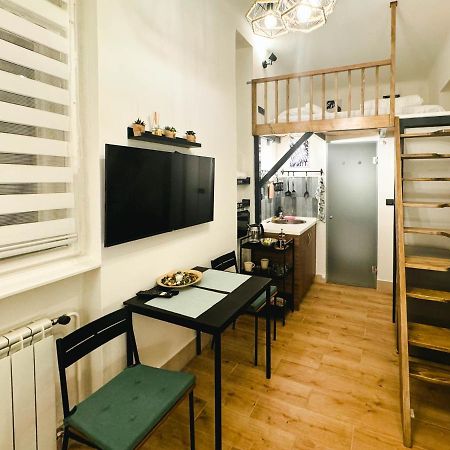 Comfy Studio In City Center Белград Екстер'єр фото
