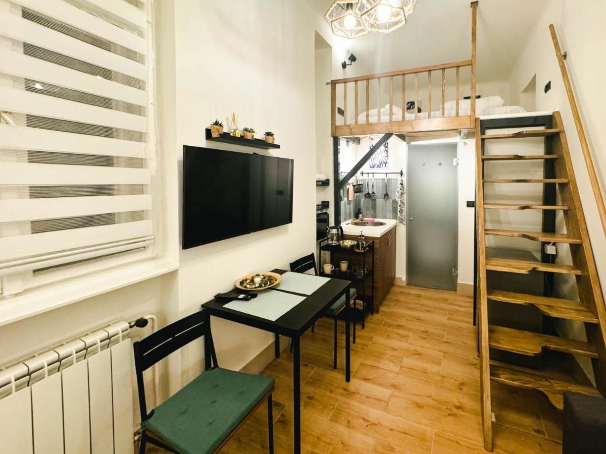Comfy Studio In City Center Белград Екстер'єр фото